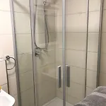 Fiore Gaestezimmer アパート